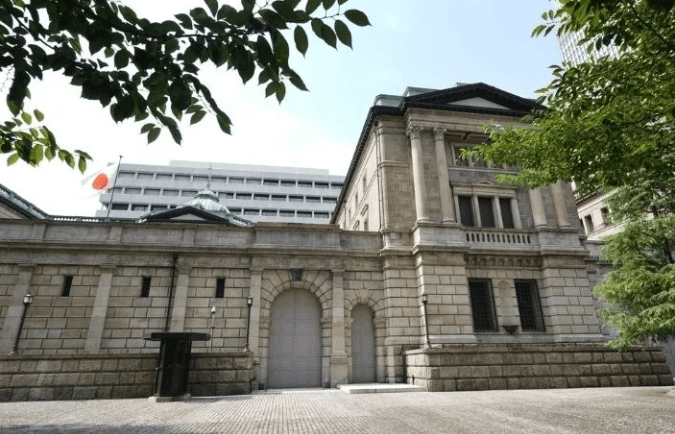 日本央行17年来首次加息