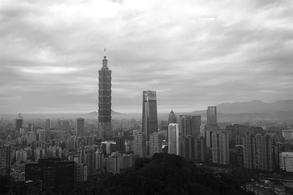 台湾民众看到真实的大陆碍了谁的眼？