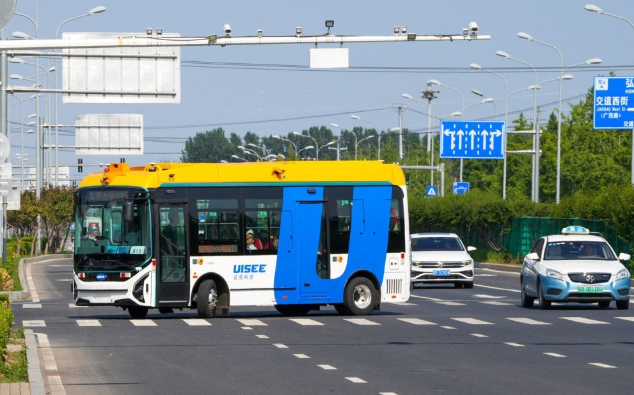 【解局】中美自動駕駛競爭“鹿死誰手”？