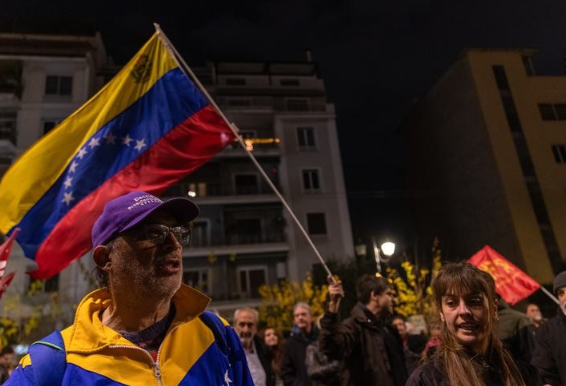 希臘多地示威抗議美國對委內瑞拉軍事打擊