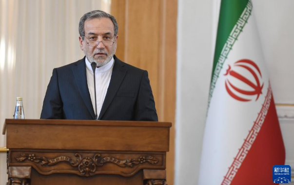 伊朗護衛艦“德納”號被擊沉 伊朗外長回應