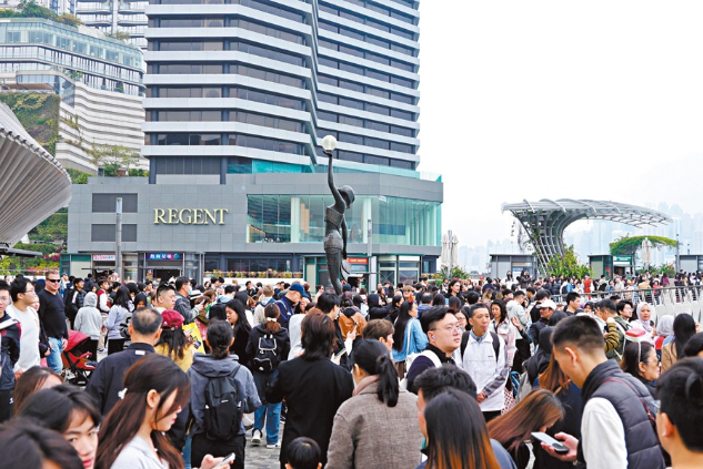 今年全年訪港旅客預計達5380萬人次