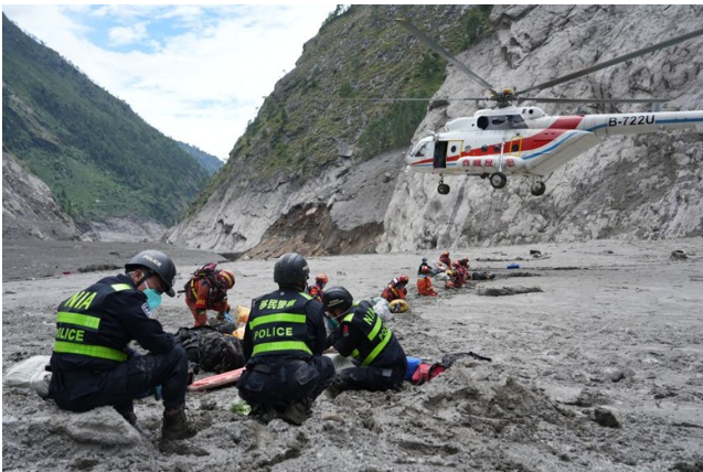西藏吉隆泥石流災害已致31人遇難531人失聯，發現遺物987件