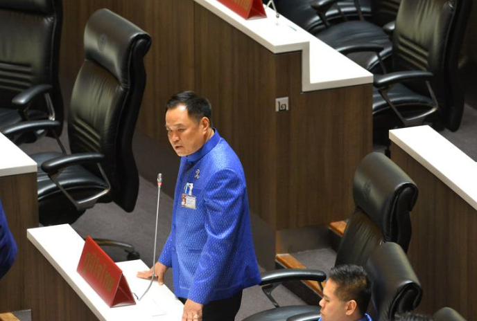 泰國反對黨提交不信任動議 劍指總理阿努廷及17名閣員